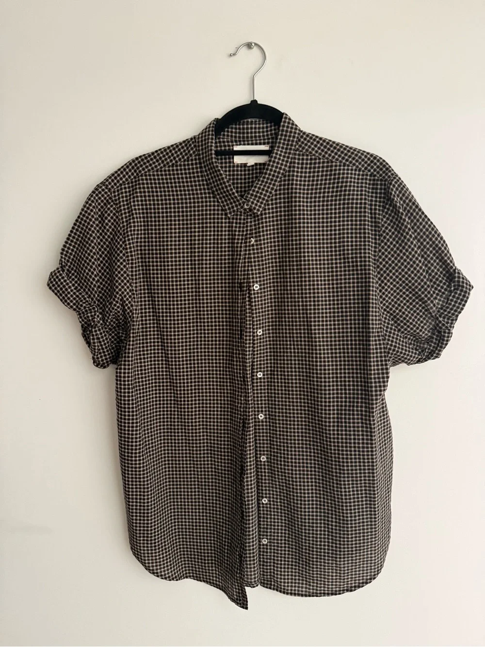 XiRENA Black and Tan Checked Short-Sleeve Button-Down Shirt - Picture 2 of 5